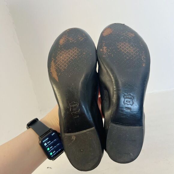 Like New Tory Burch Jolie Cap Toe Ballet Flat Black Leather Gold Emblem Size 10 - Picture 4 of 7
